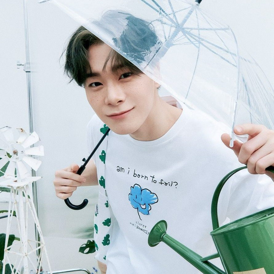 Behind-the-scenes cut of Moonbin (ASTRO)