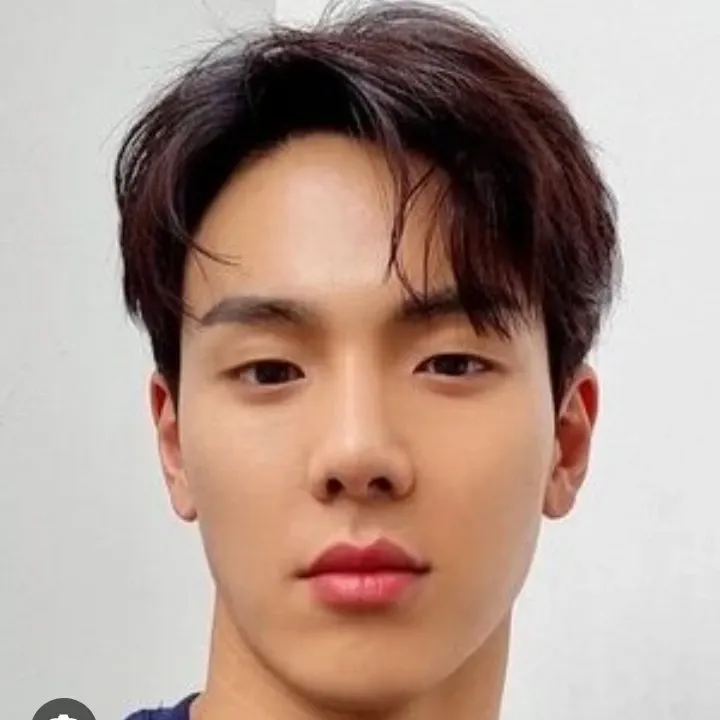 Latest photo of Shownu (MONSTA X)