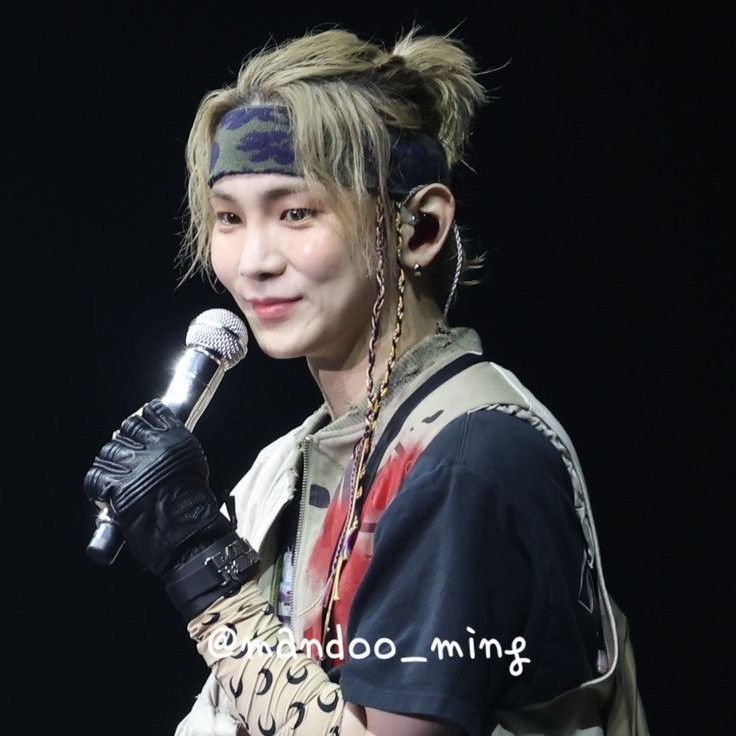 Momen yang diabadikan oleh penggemar Key (SHINee)