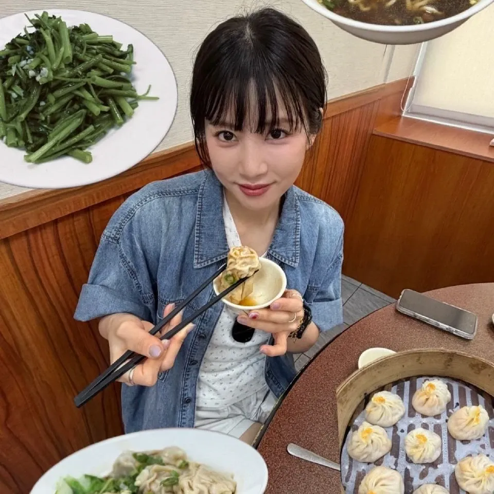 Recent activity shot of Park Chorong (Apink)