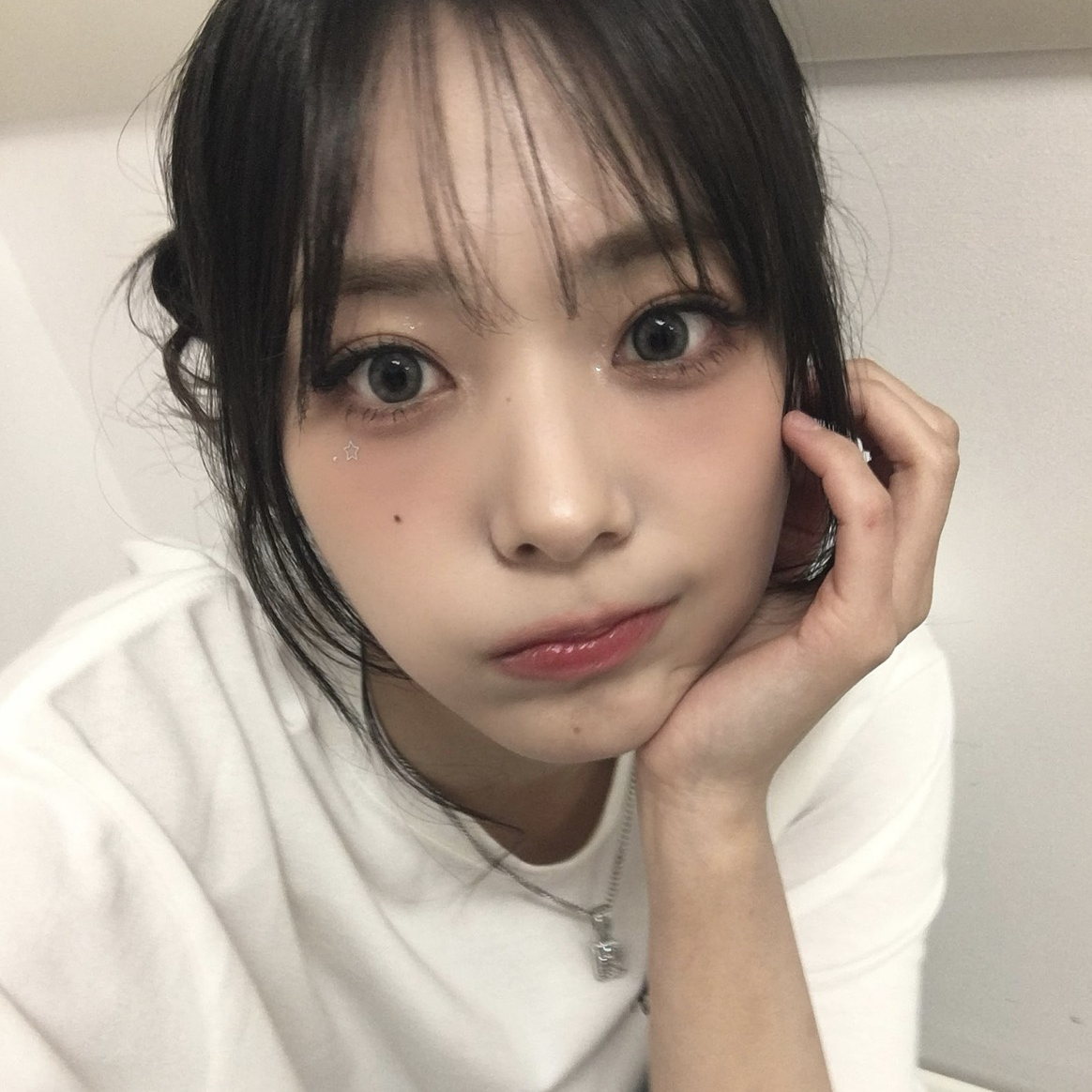 A moment captured by Siyeon (QWER)'s fan