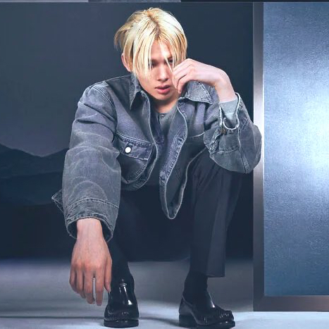 Foto aktivitas terbaru NI-KI (ENHYPEN)