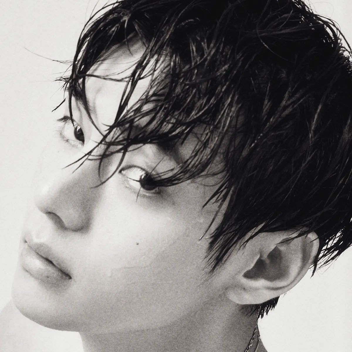 뷔 (방탄소년단)의 비하인드 컷