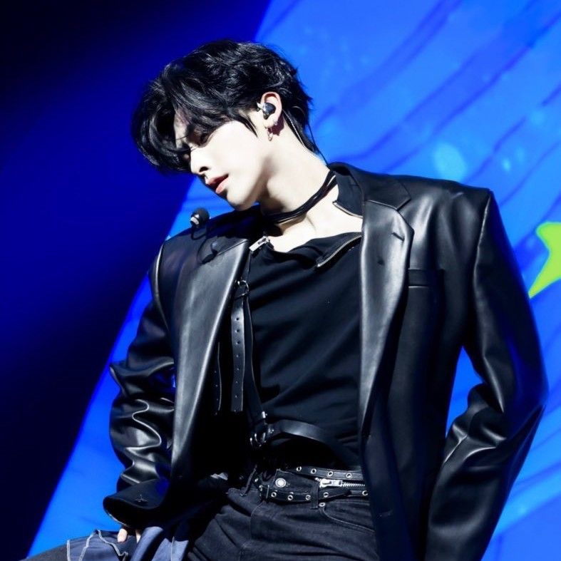 Recent activity shot of Ricky (ZEROBASEONE)