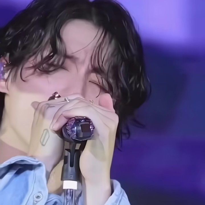 Foto terbaru Jungkook (BTS)