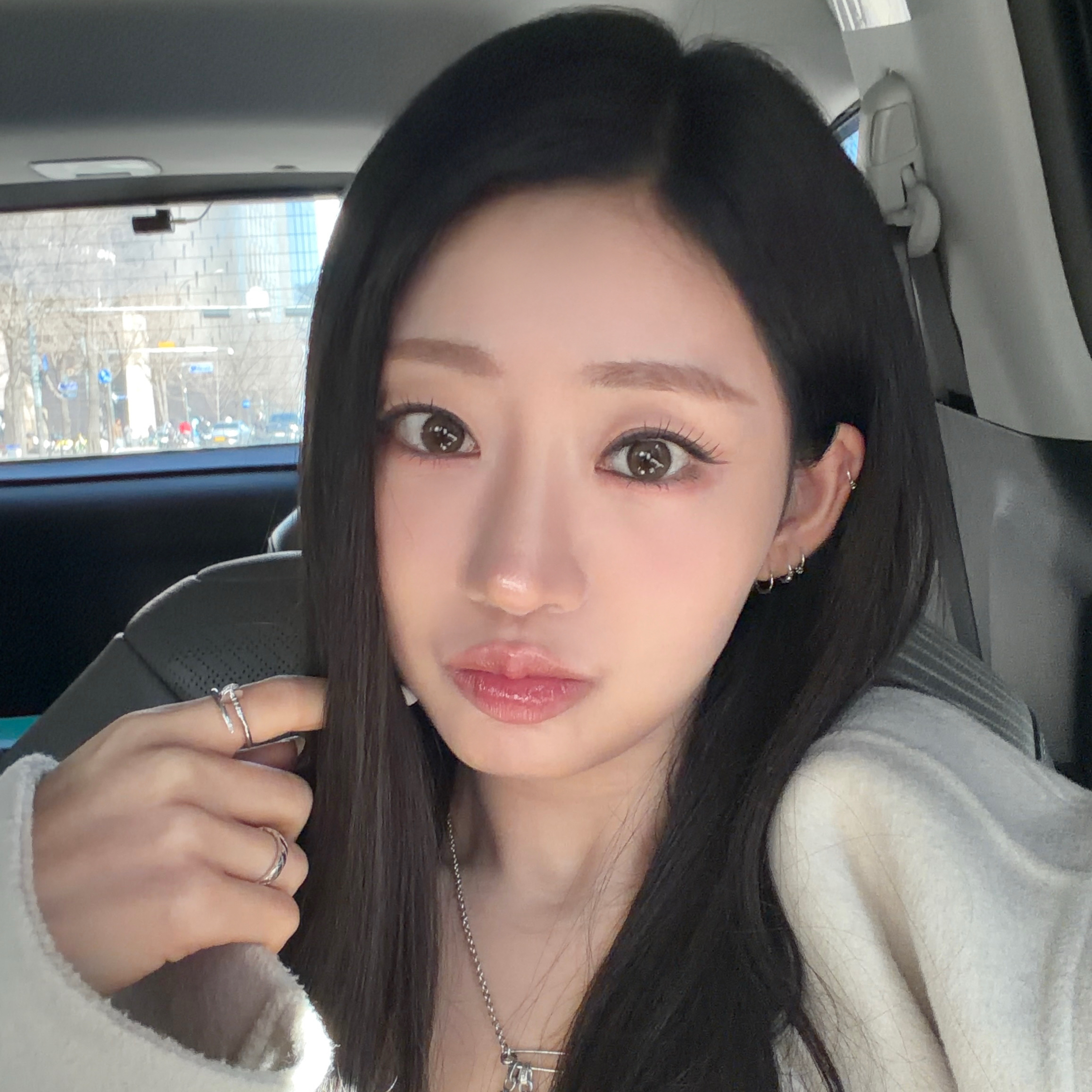 Julie (KISS OF LIFE)的最新照片