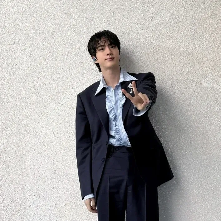 Foto terbaru Jin (BTS)