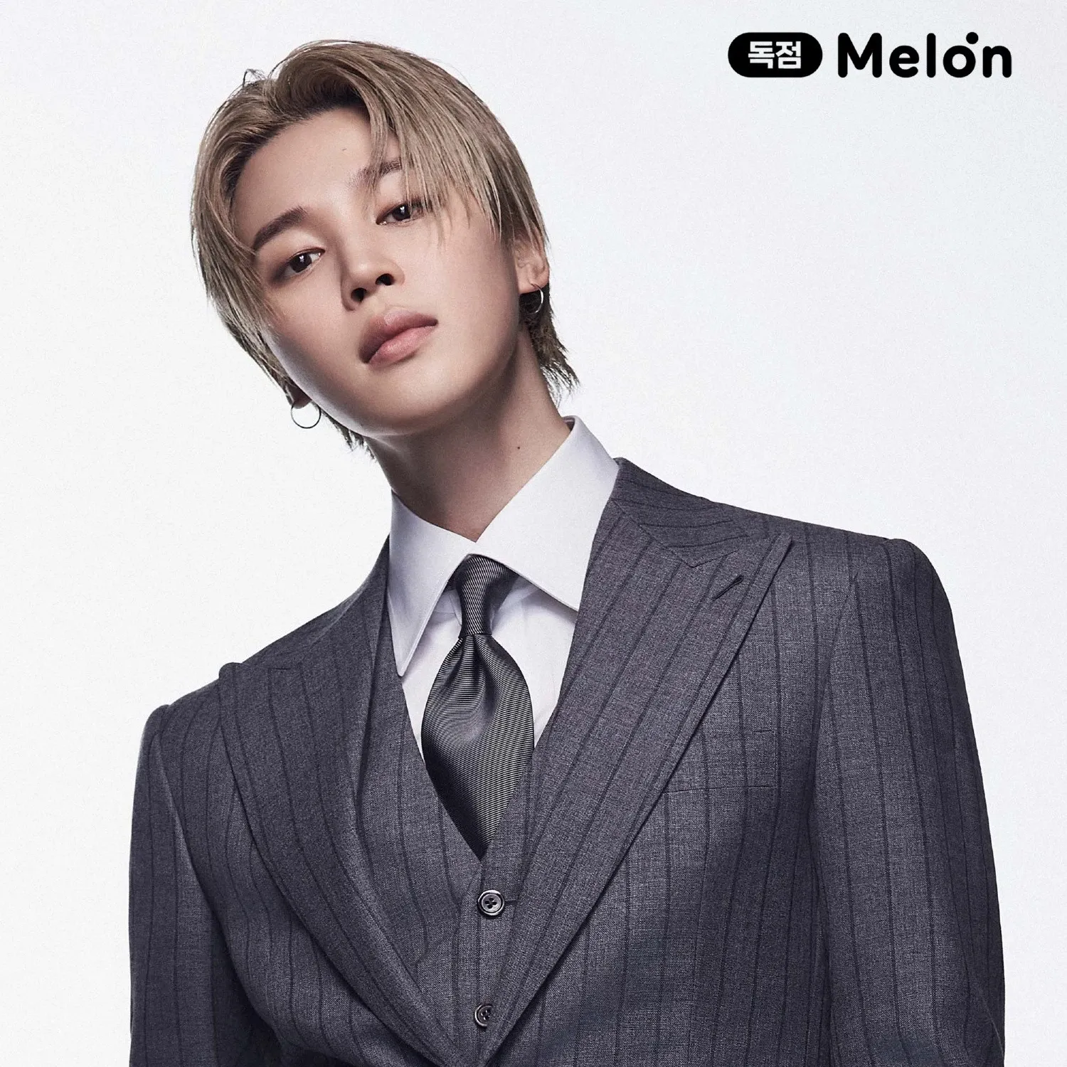 Behind-the-scenes cut of BTS