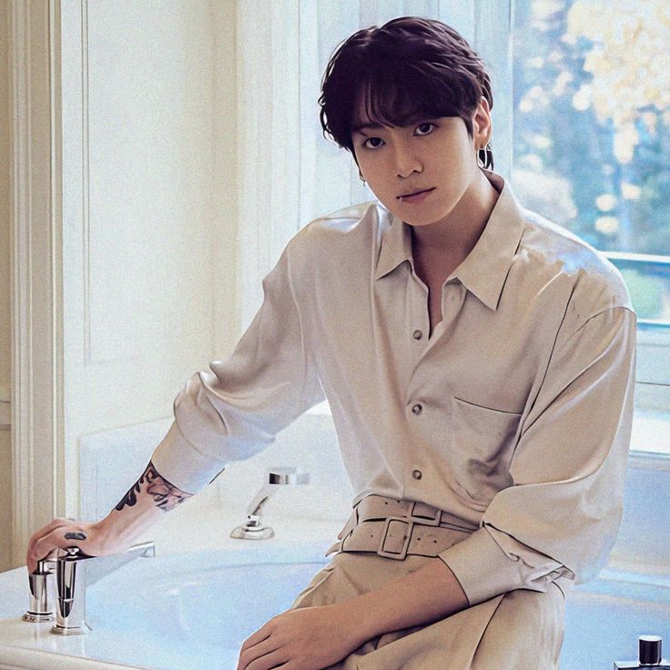 Latest photo of Jungkook (BTS)