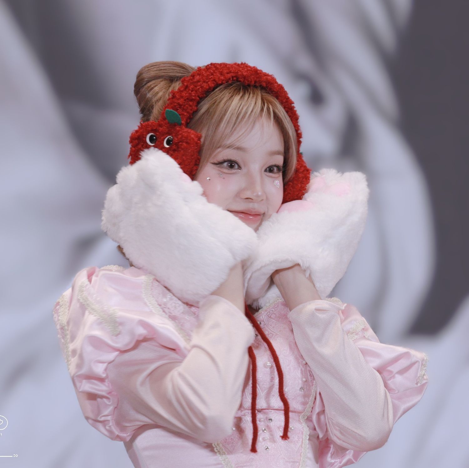 Latest photo of Yuqi (i-dle)