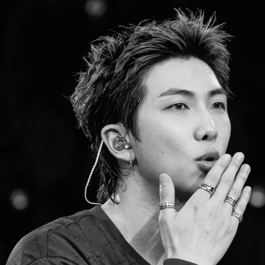 Foto aktivitas terbaru BTS