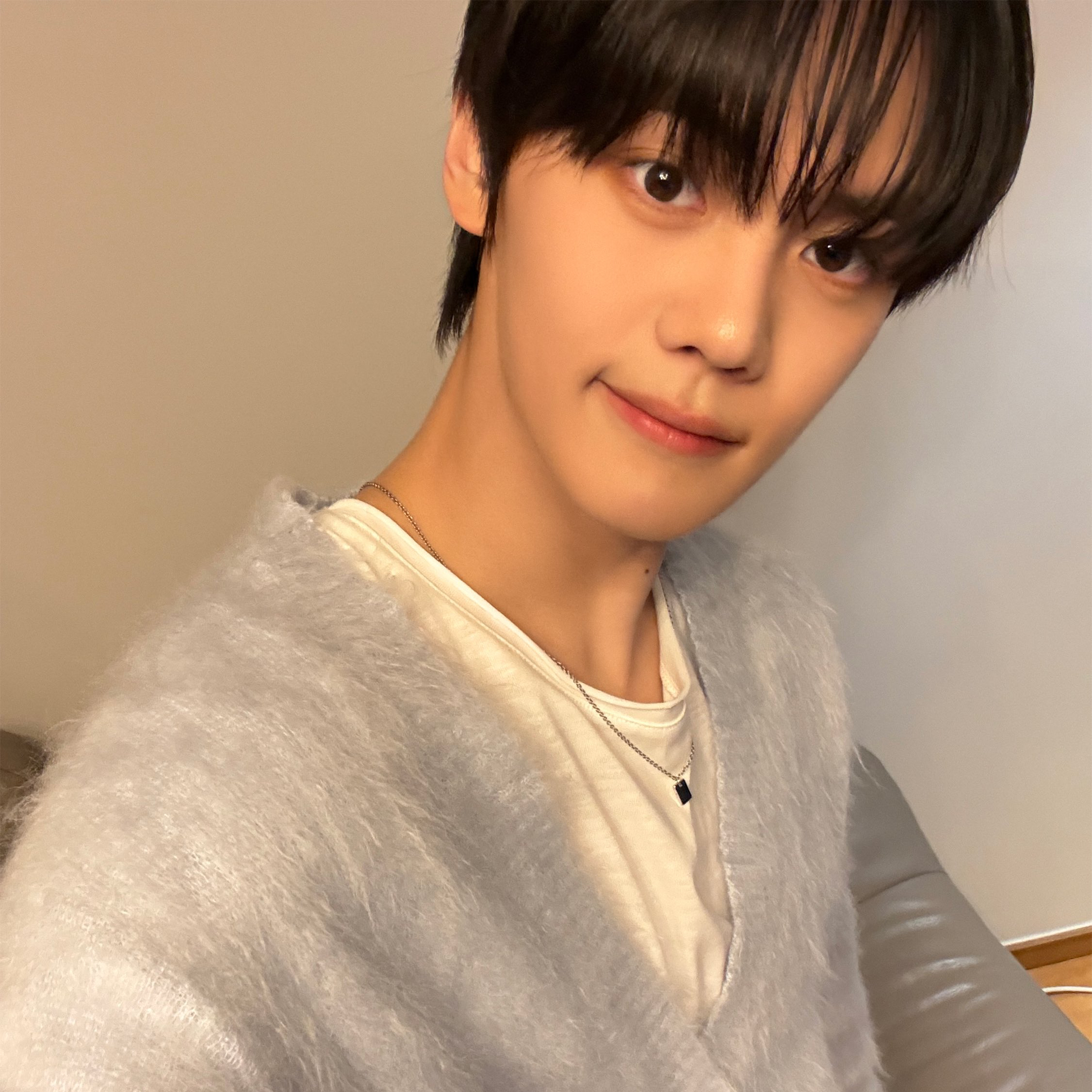 A moment captured by Kim Gyuvin's fan