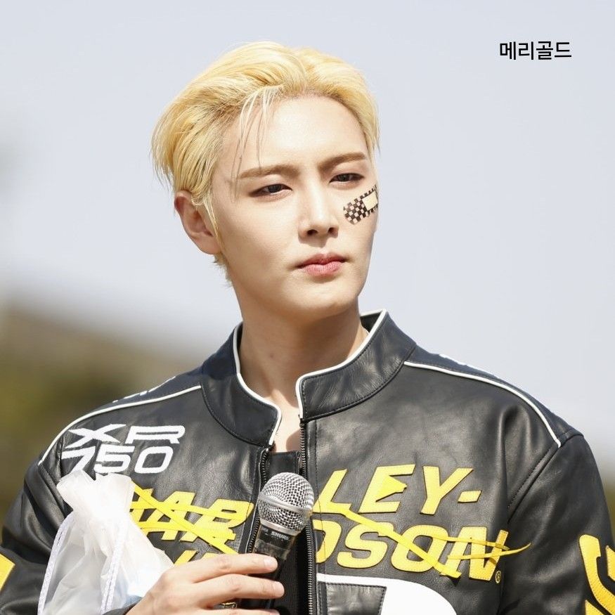 Latest photo of Jaeyoon (SF9)