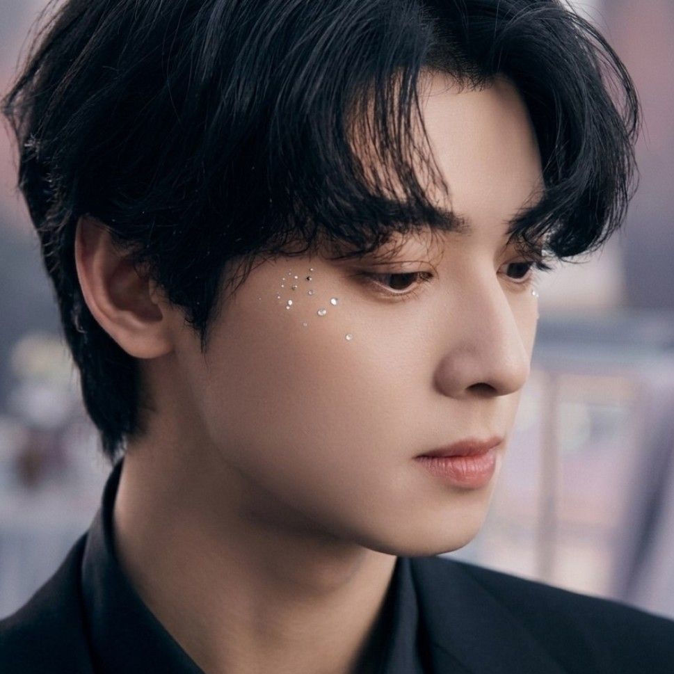 A moment captured by Eunwoo (ASTRO)'s fan