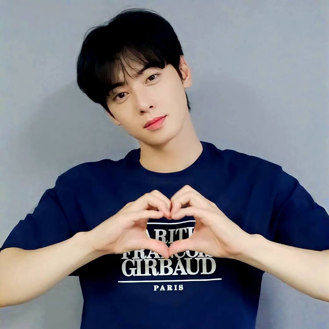 Recent activity shot of Eunwoo (ASTRO)