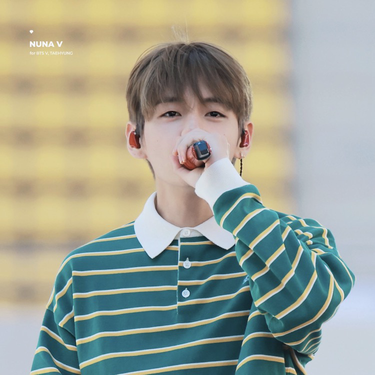 뷔 (방탄소년단) 최근 활동샷