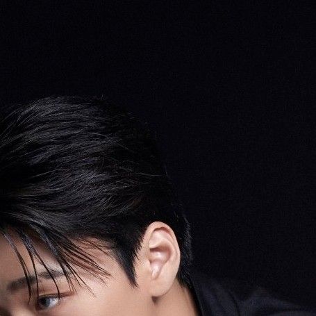 崔傘 (ATEEZ)的幕後花絮