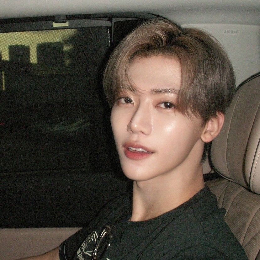 Behind-the-scenes cut of NCT