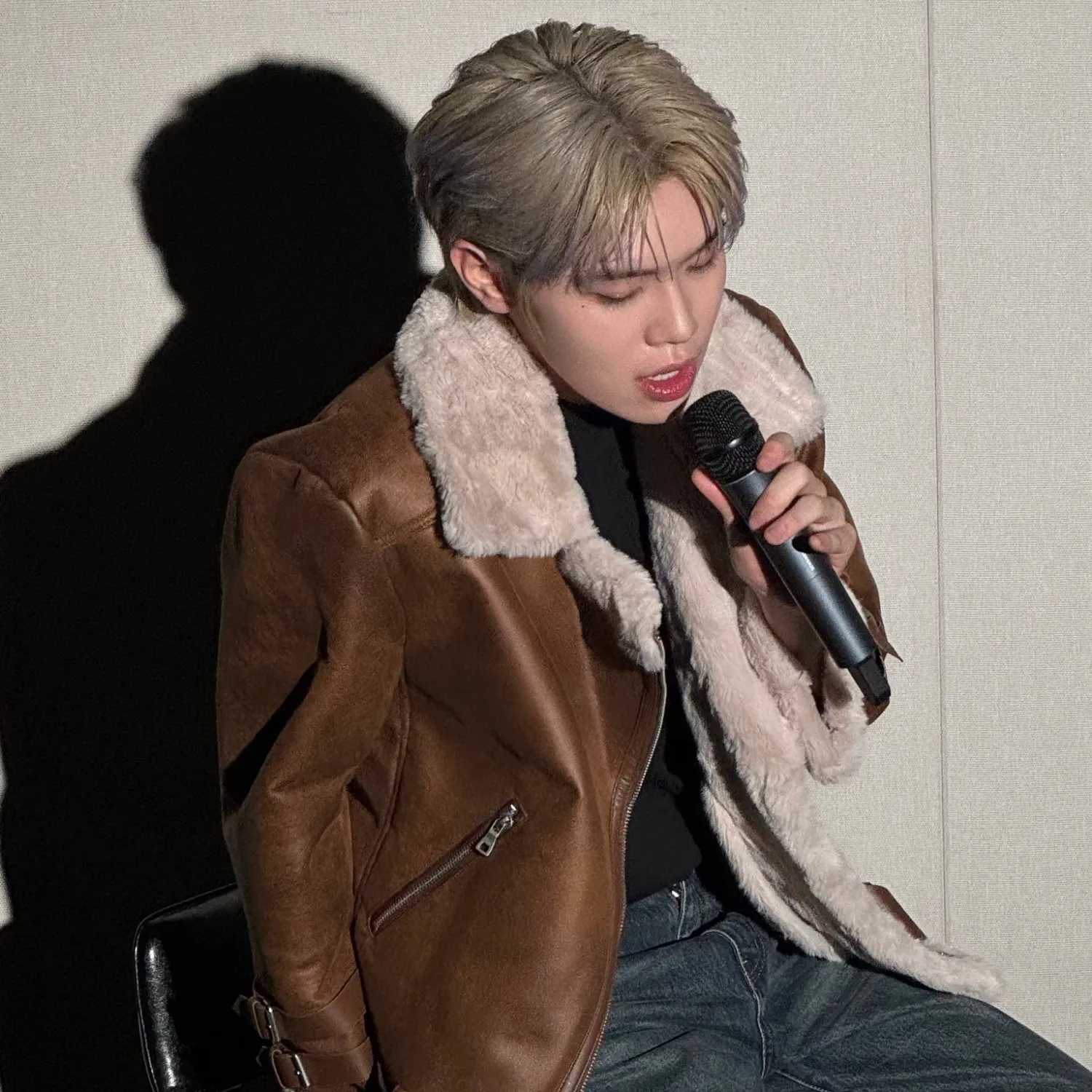 Latest photo of Kim Taerae (ZEROBASEONE)