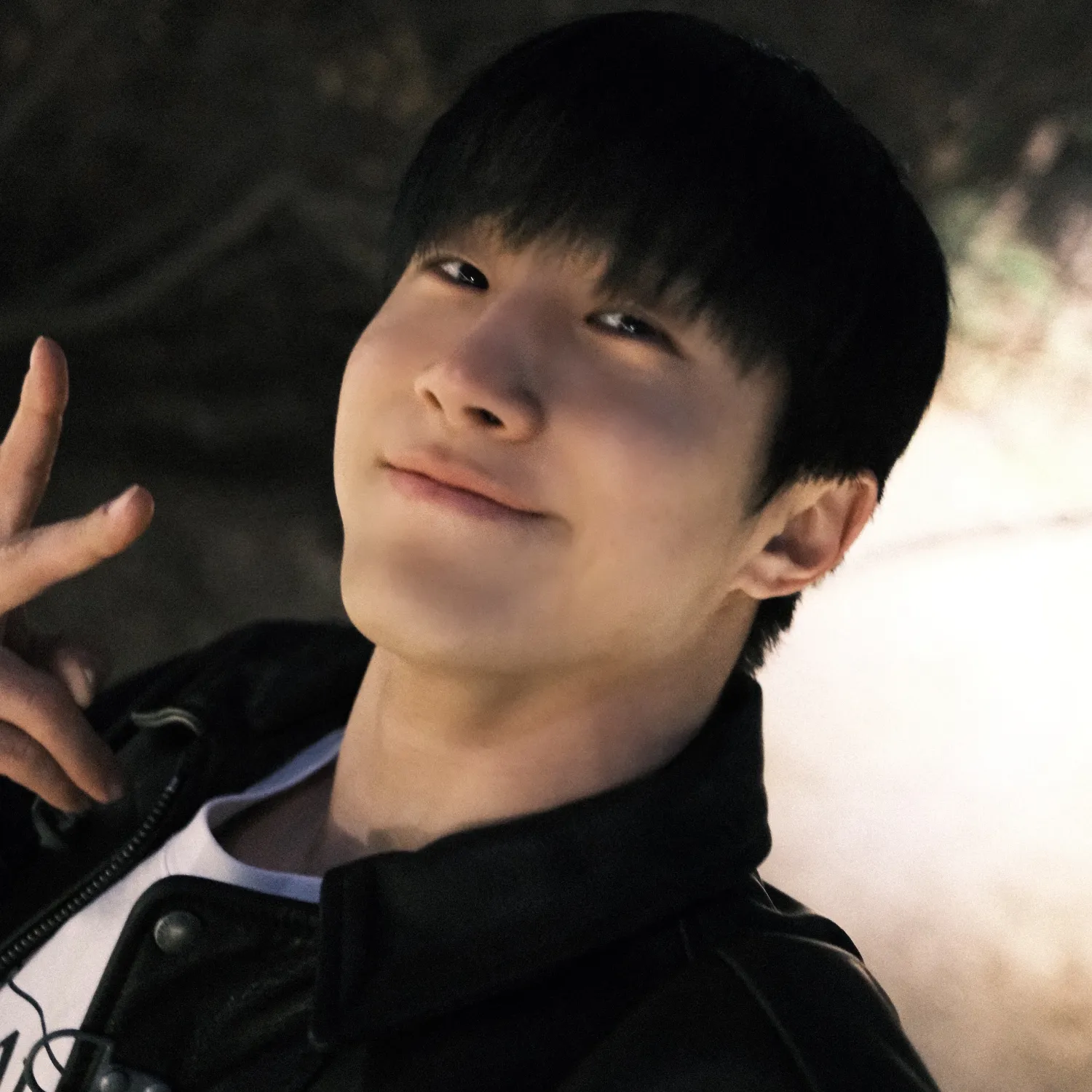 아스트로의 최신 사진