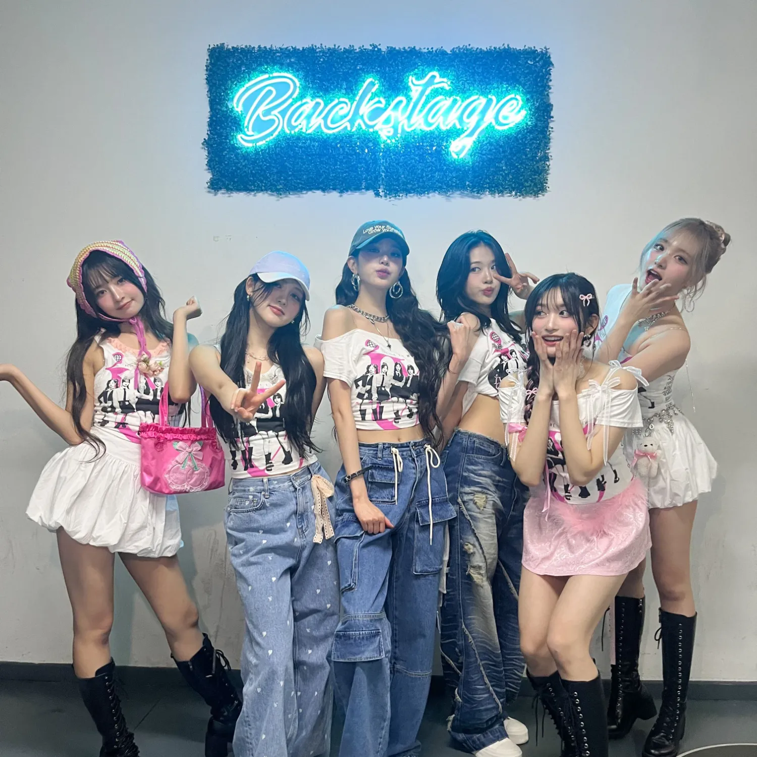 Behind-the-scenes cut of IVE