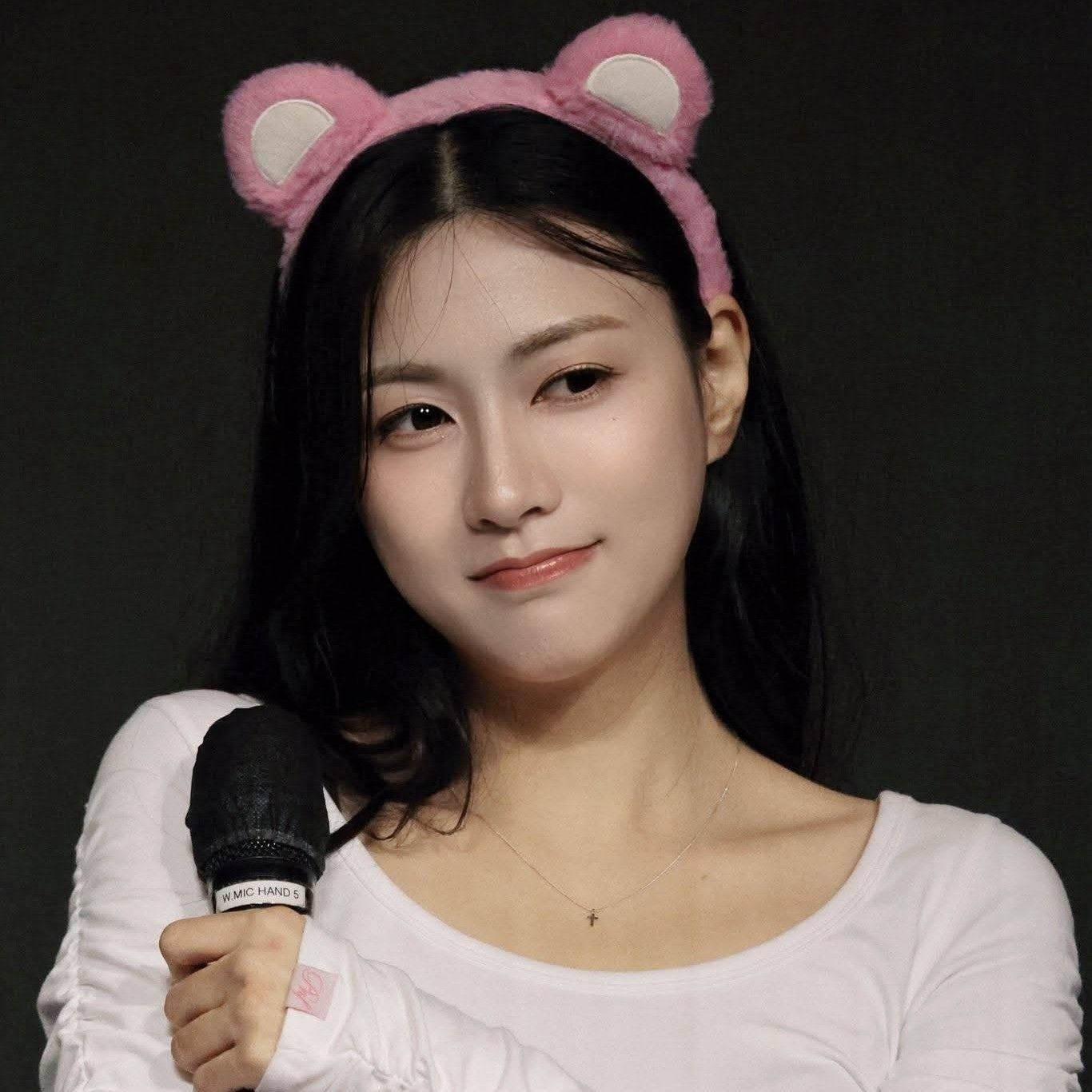 Behind-the-scenes cut of Oh Hayoung (Apink)