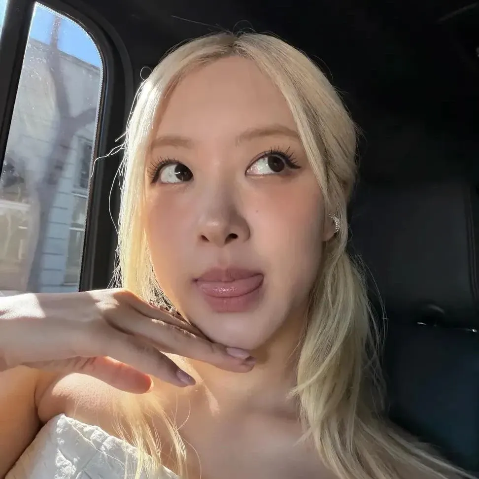 BLACKPINK의 비하인드 컷