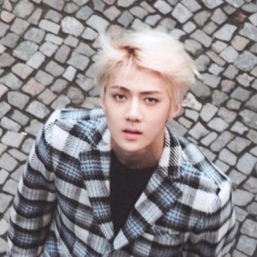 세훈 (EXO)의 최신 사진