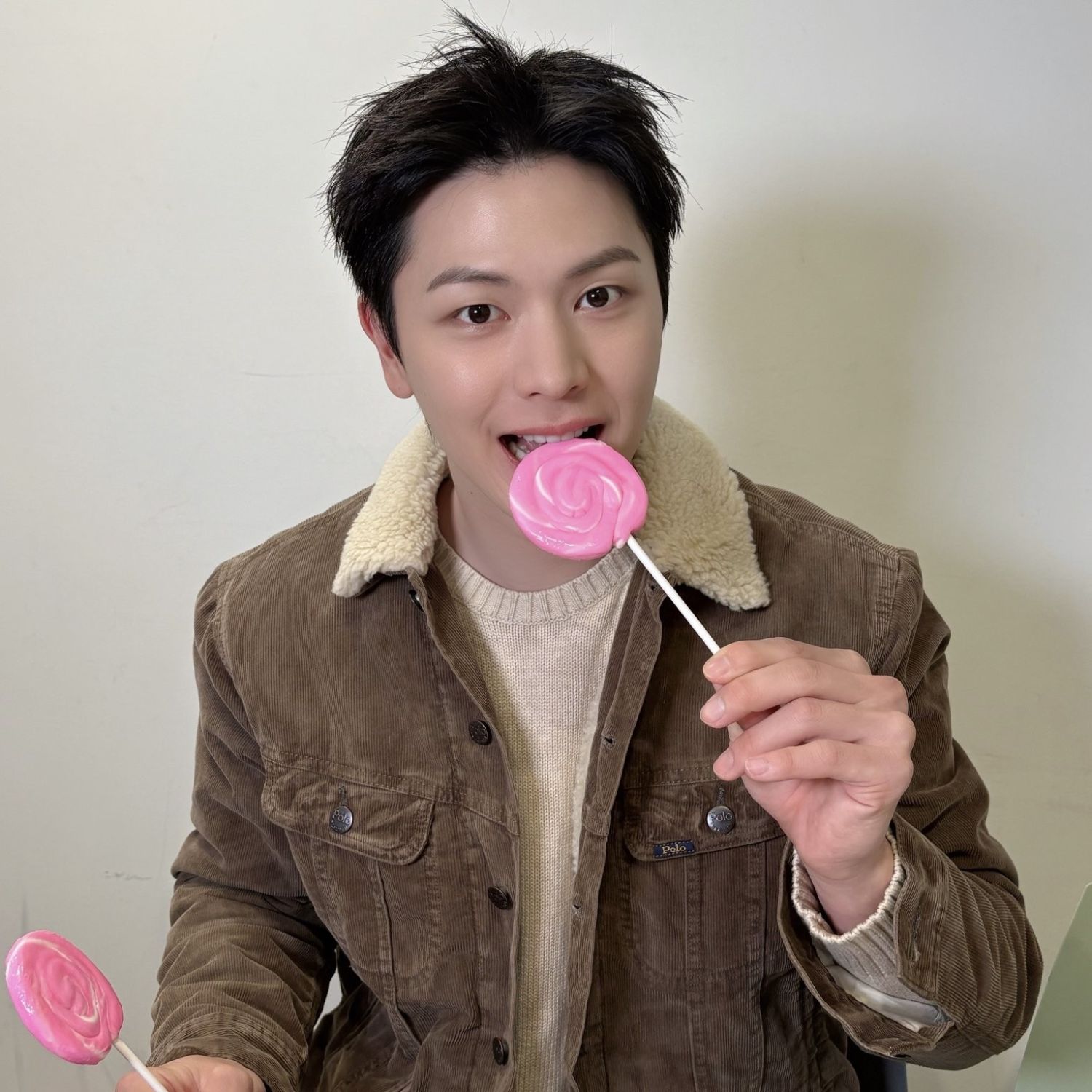 Recent activity shot of Yook Sungjae (BTOB)