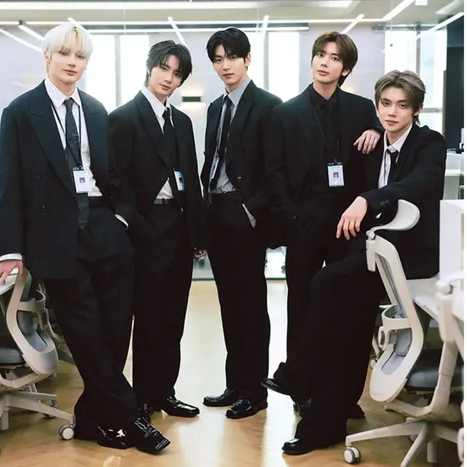 ヒュニンカイ (TOMORROW X TOGETHER)の最近の活動写真