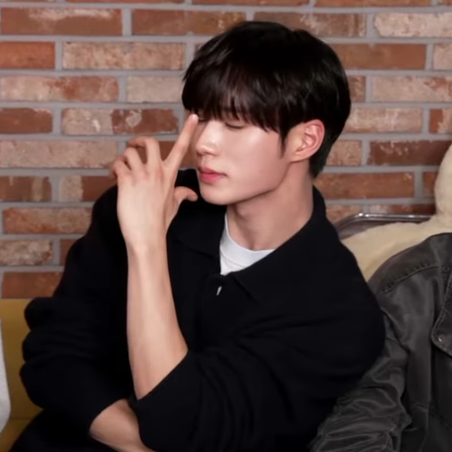 Recent activity shot of Kim Junseo (ALPHA DRIVE ONE)