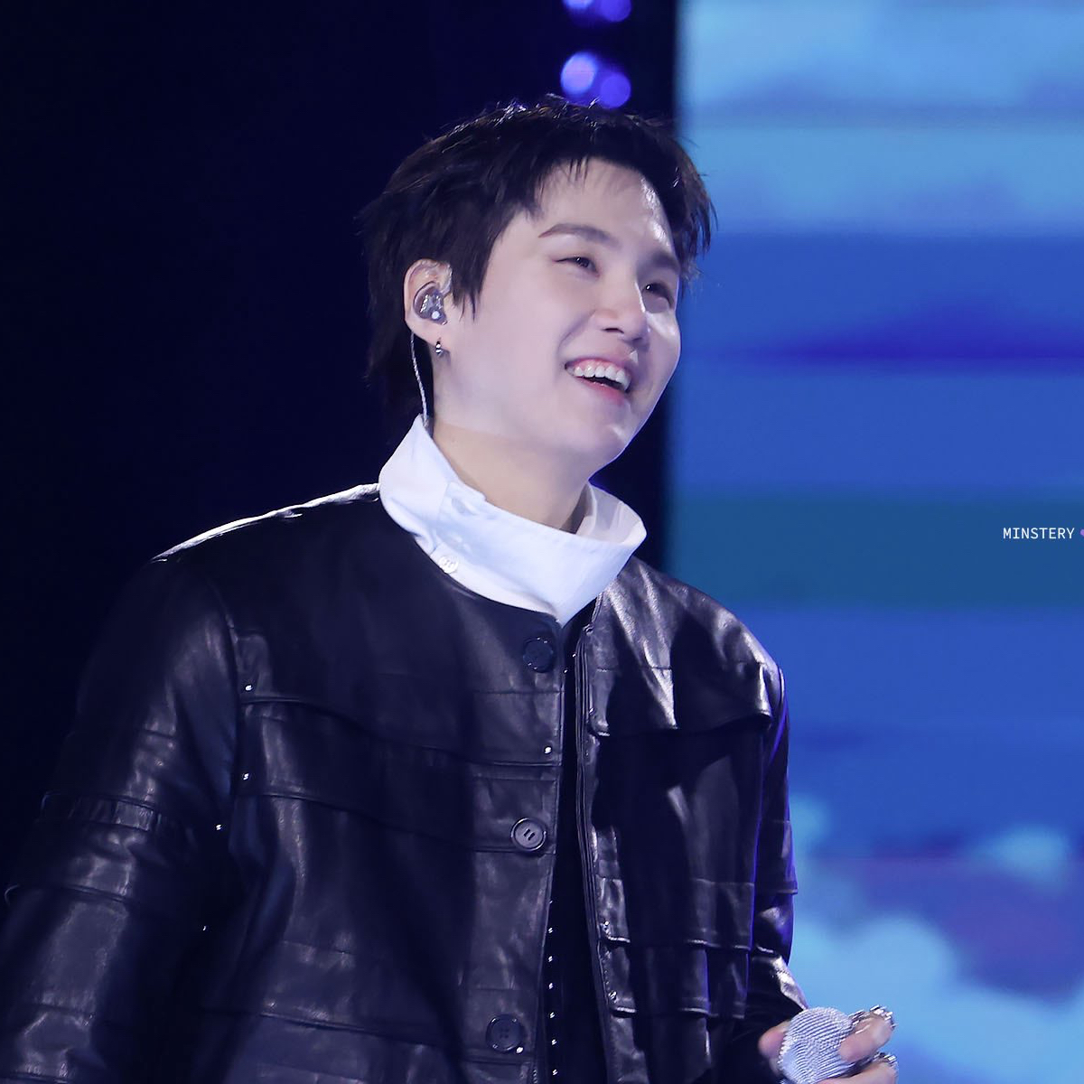 Behind-the-scenes cut of SUGA (BTS)