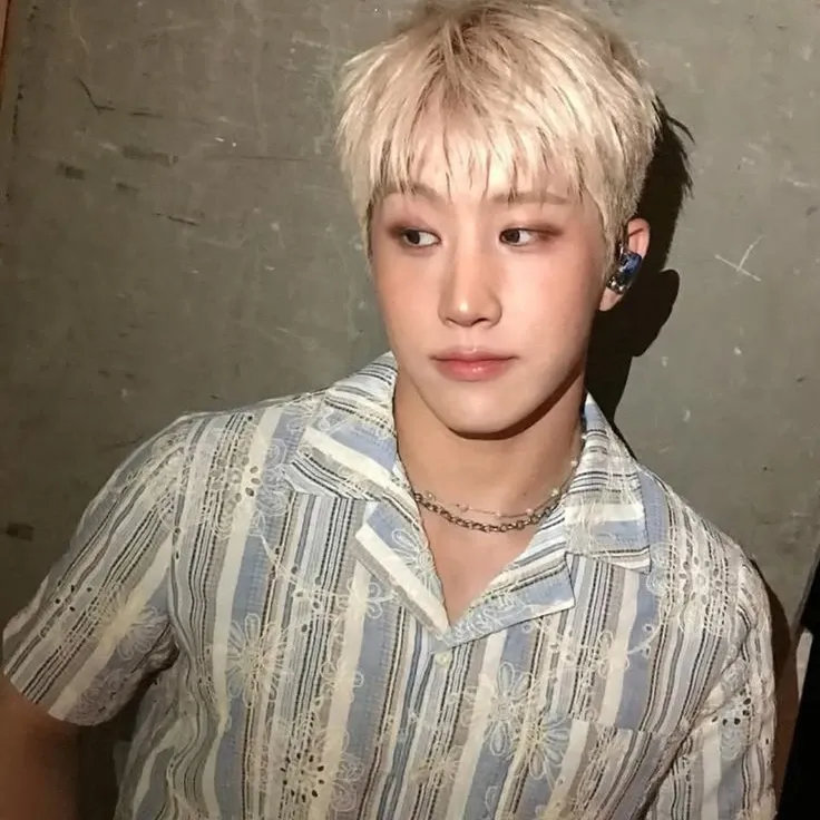 A moment captured by Jinjin (ASTRO)'s fan