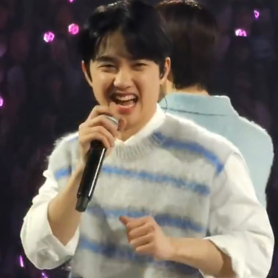 A moment captured by D.O. (EXO)'s fan