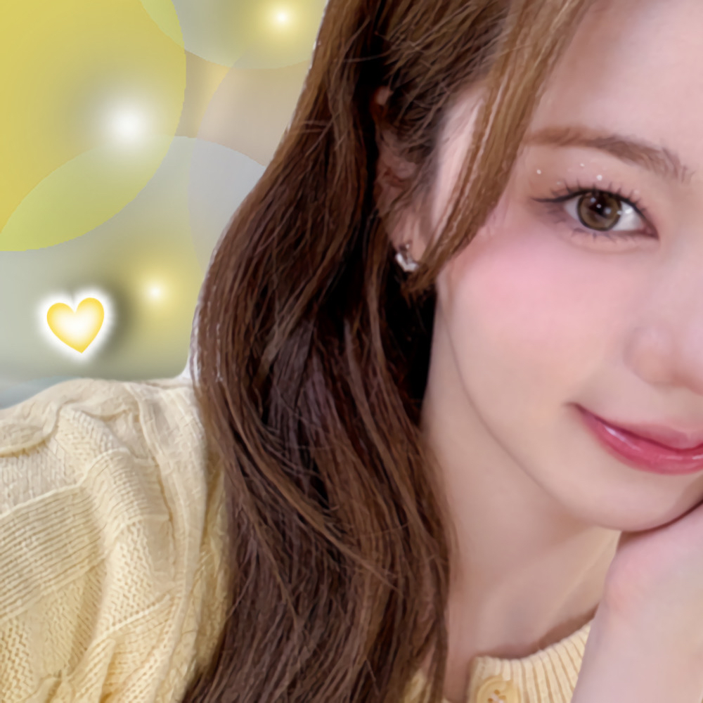 A moment captured by Ayaka (NiziU)'s fan