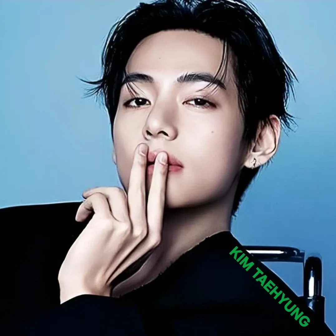 뷔 (방탄소년단)의 최신 사진