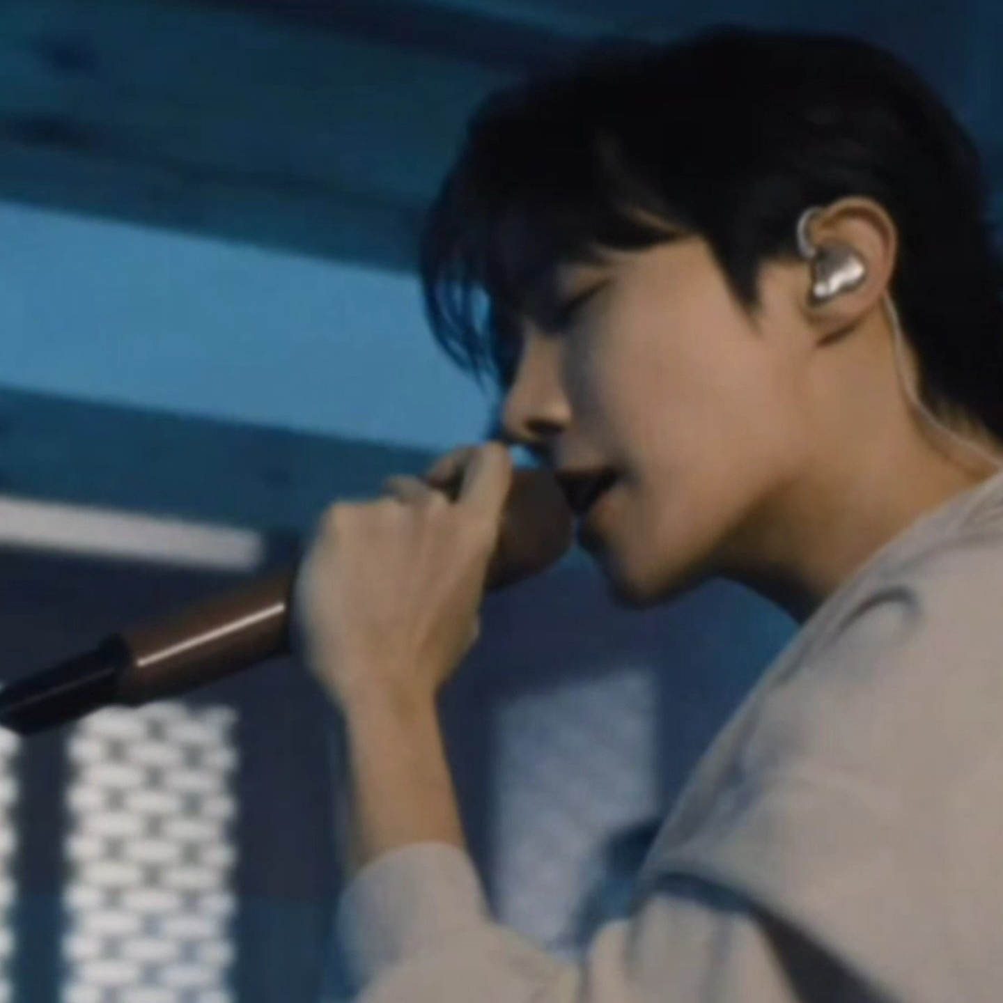 J-hope (防彈少年團)的幕後花絮