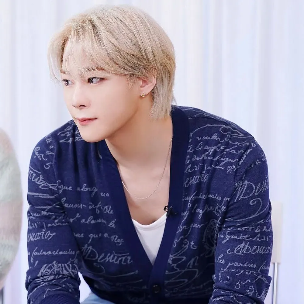 Latest photo of Moonbin (ASTRO)