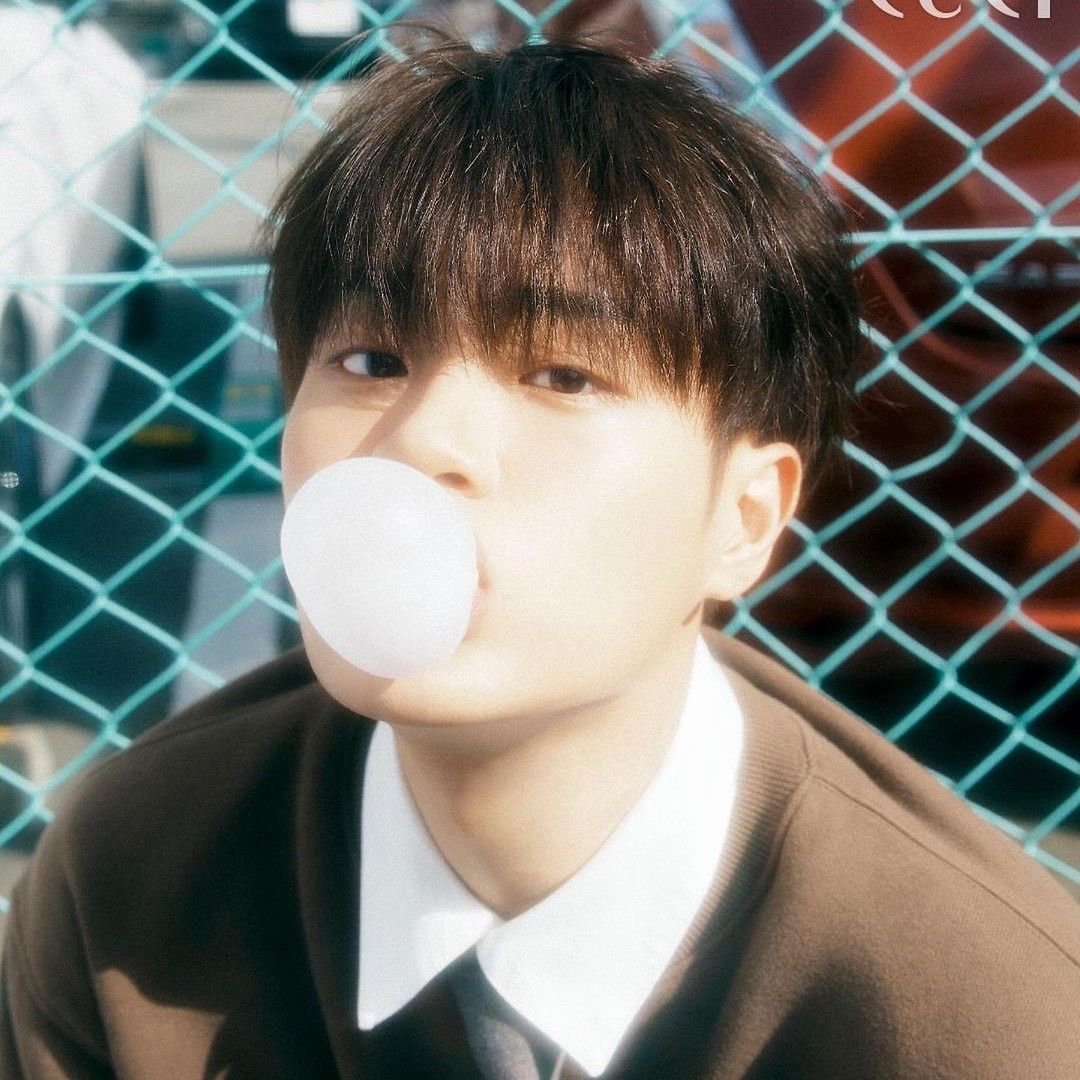 Recent activity shot of Lee Daehwi (AB6IX)