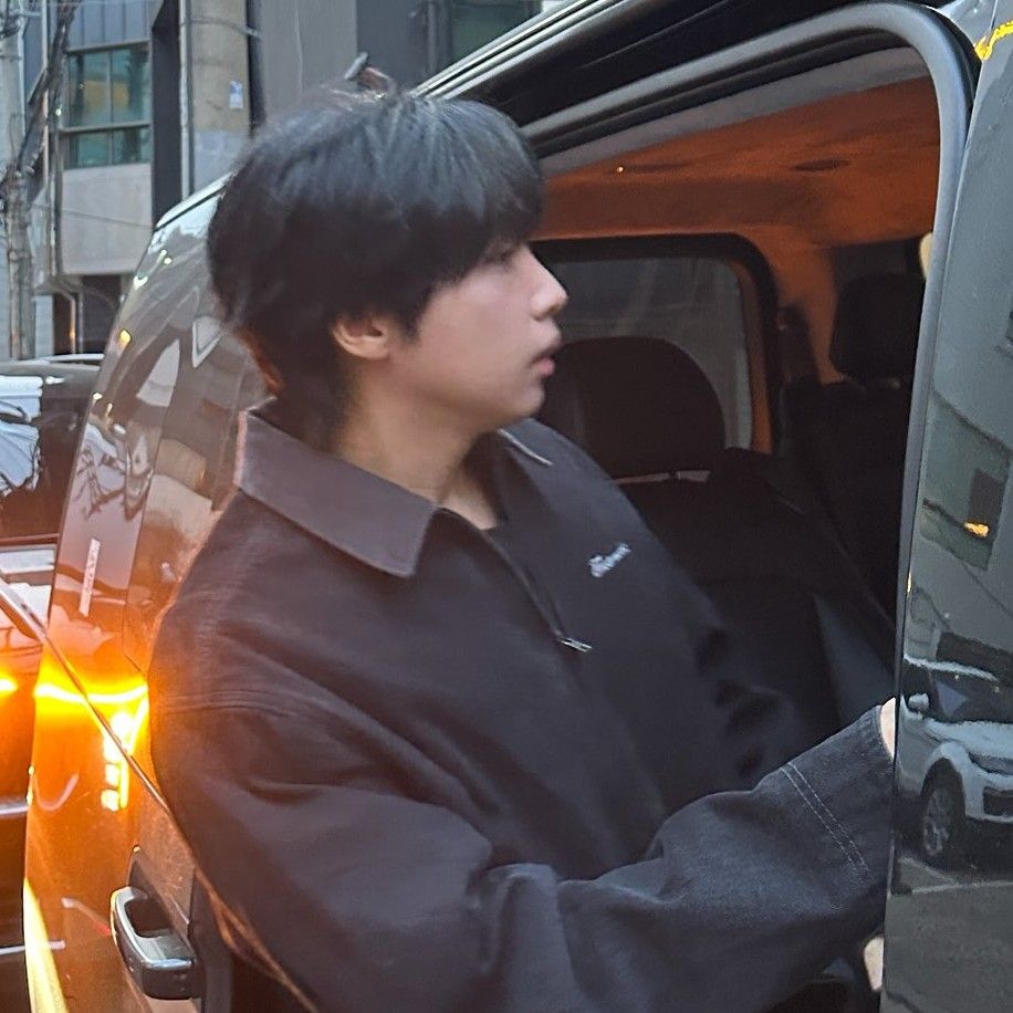 Latest photo of Jeong Sewoon