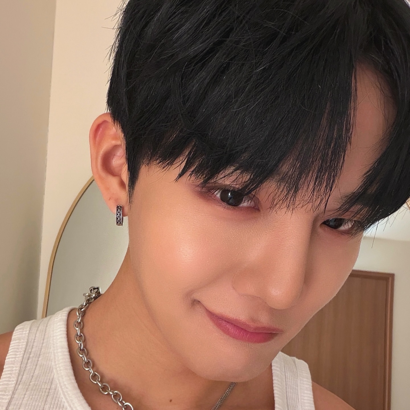 Latest photo of Seunghun (B.D.U)