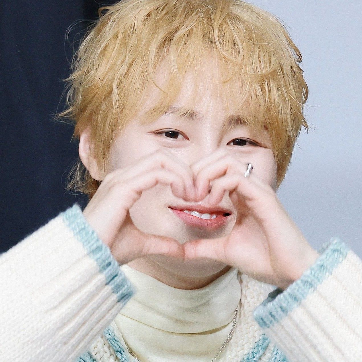 하성운의 최신 사진