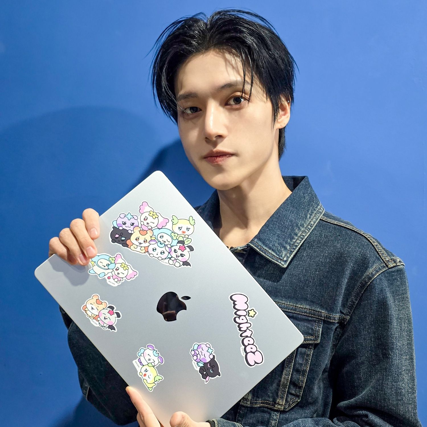 에이티즈의 비하인드 컷