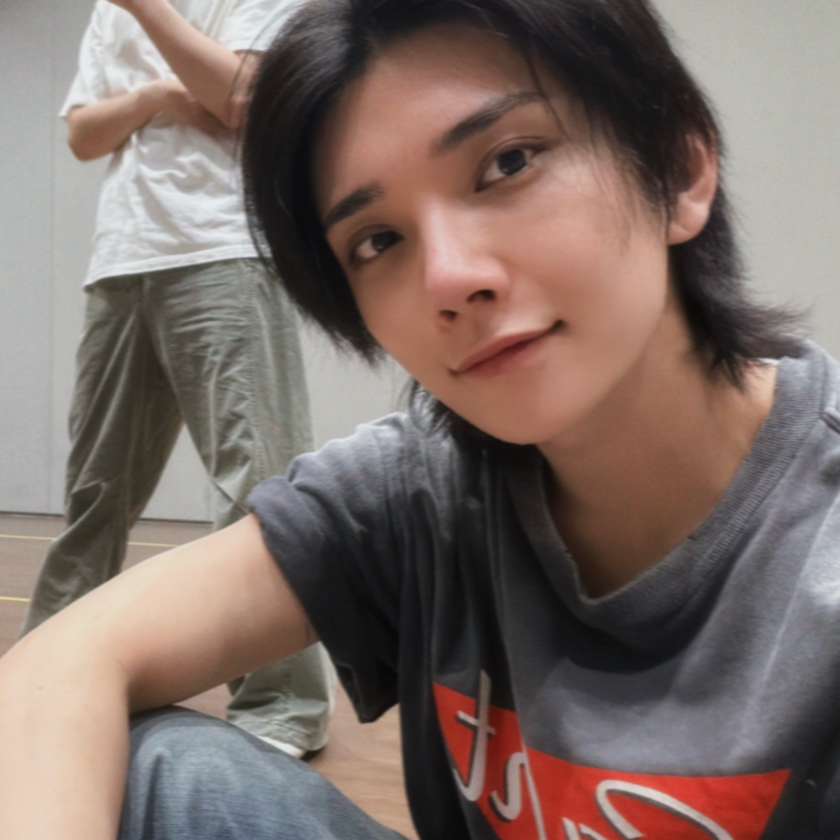 Behind-the-scenes cut of Joshua (SEVENTEEN)
