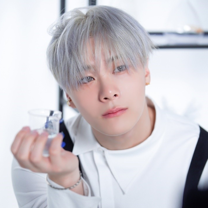 Latest photo of Moonbin (ASTRO)