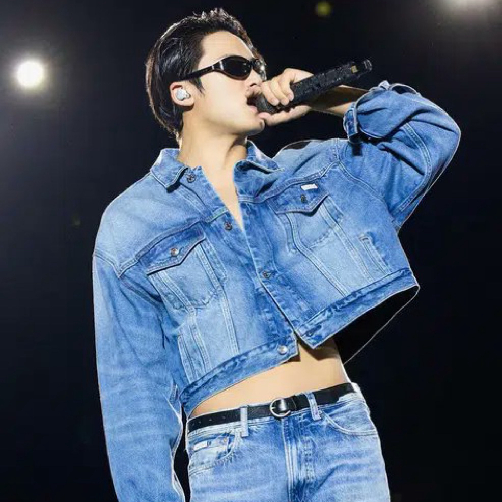 Latest photo of Mingyu (SEVENTEEN)