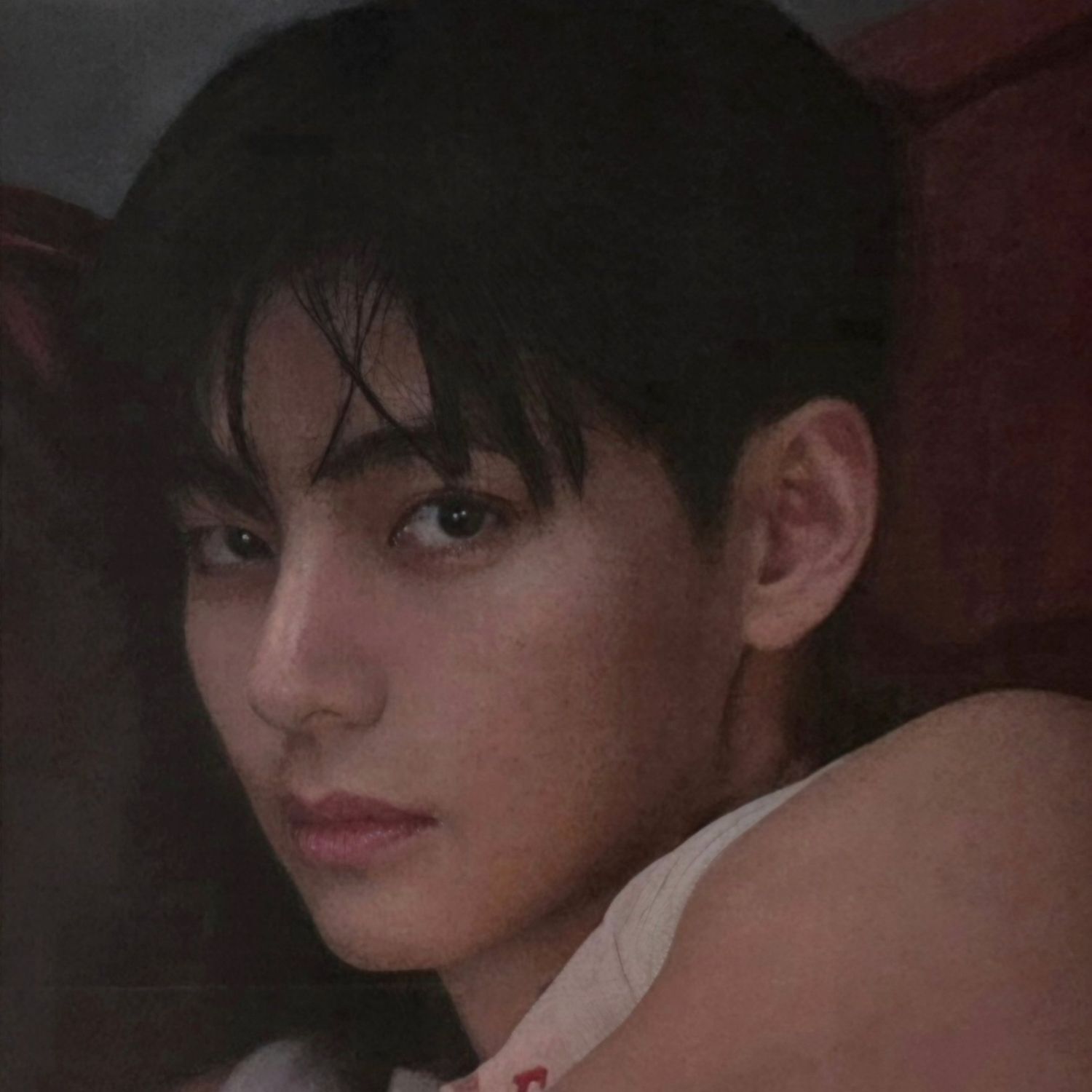 Latest photo of V (BTS)