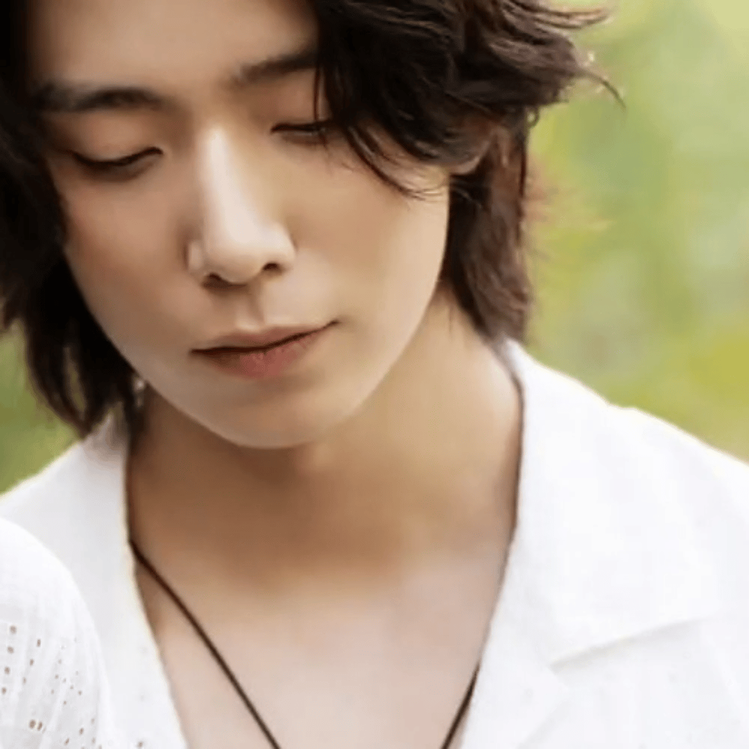 Recent activity shot of Hwiyoung (SF9)