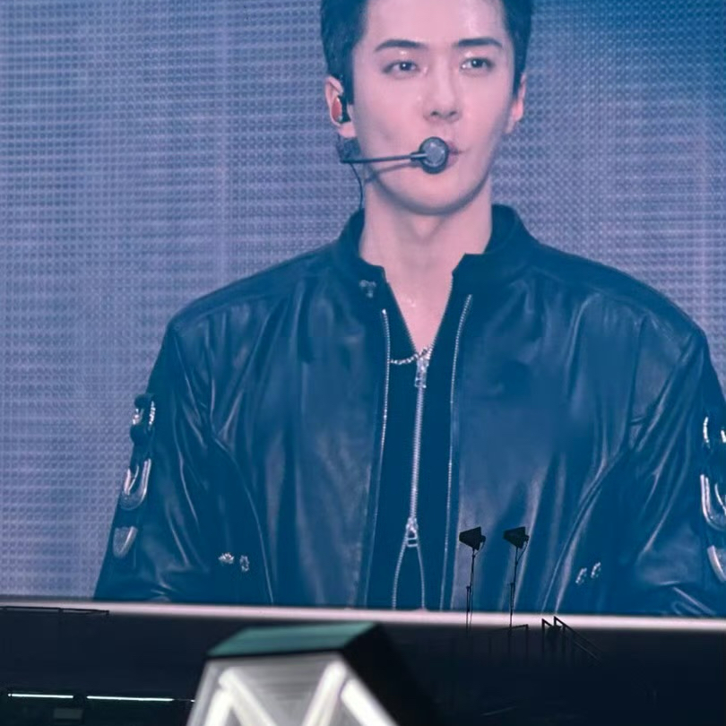 세훈 (EXO)의 비하인드 컷