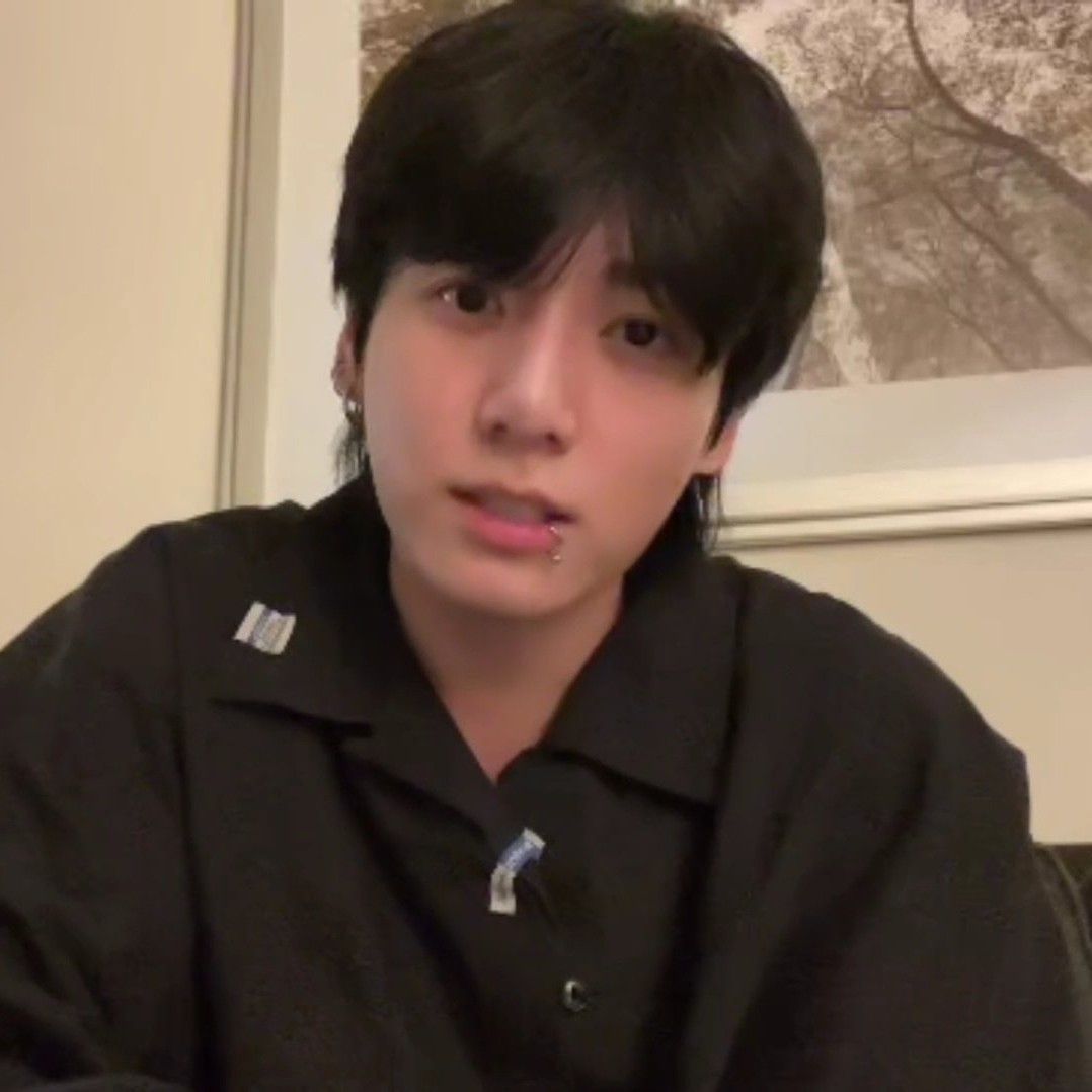 Momen yang diabadikan oleh penggemar Jungkook (BTS)